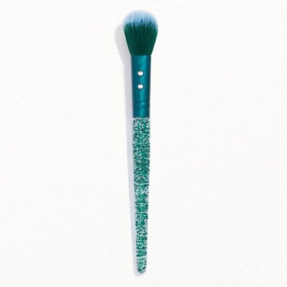 SLMISSGLAM P40 Round Blusher Brush NWT - Picture 2 of 3
